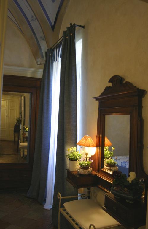 Casa Nobile Bed & Breakfast Tovo San Giacomo ห้อง รูปภาพ